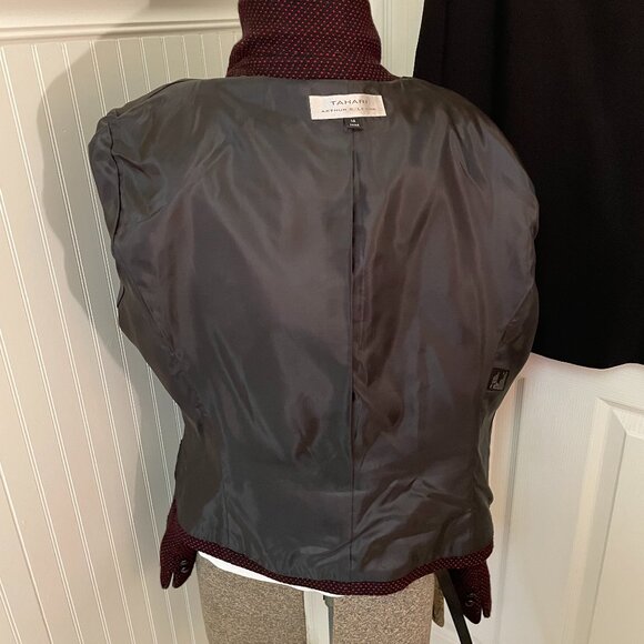 TAHARI SKIRT SUIT RED AND BLACK WOOL BLEND JACKET BLACK SKIRT SIZE 14 - Picture 9 of 16